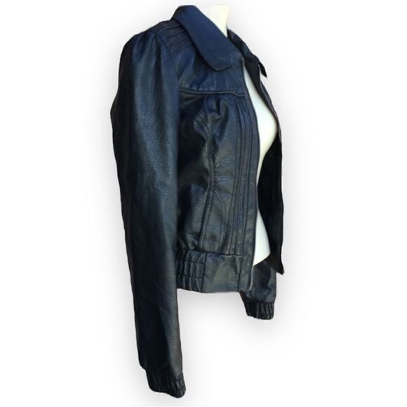 Windsor Vegan Faux Black Leather Pleated Moto Jacket - Picture 4 of 8